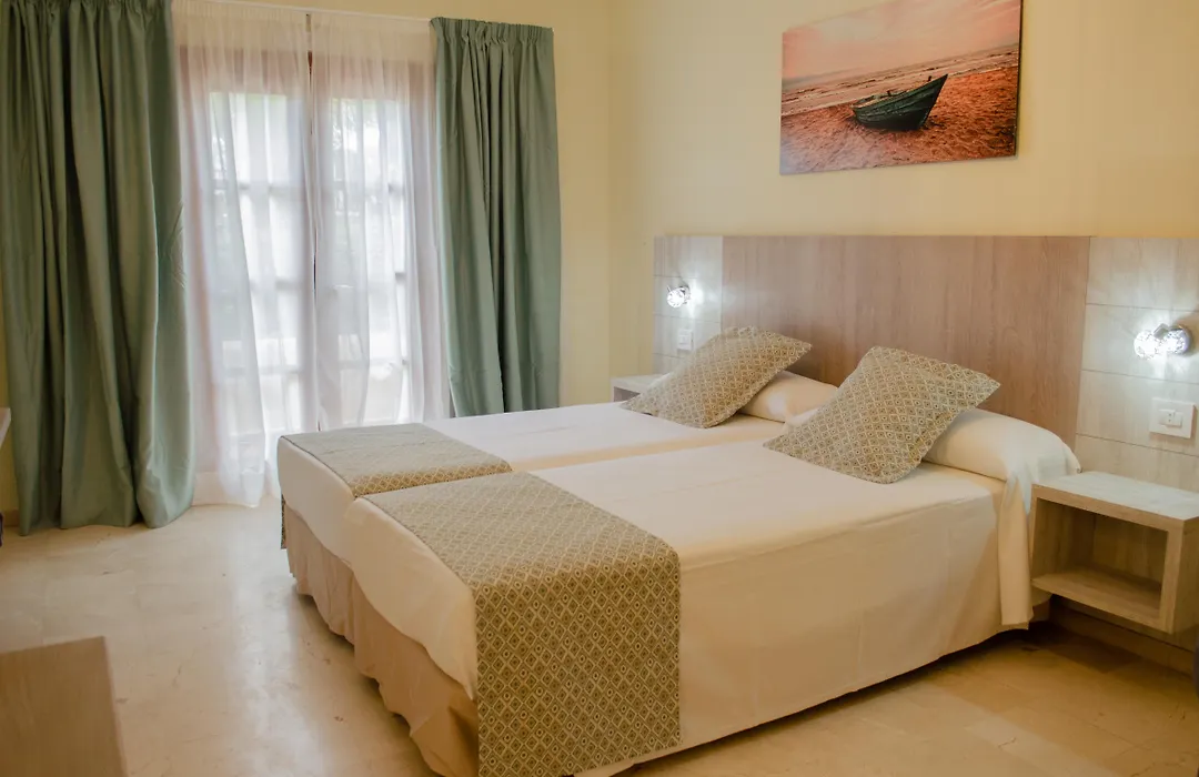 Klayman Olivina Aparthotel-1