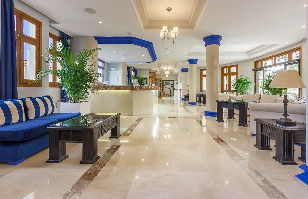 Klayman Olivina Aparthotel-1